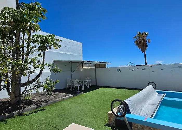 2 Bedrooms - Quiet Location - Pool - Adults Only Appartement