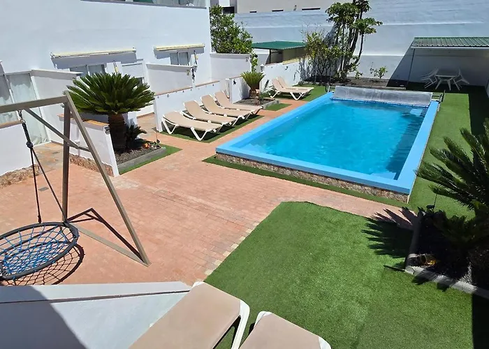 2 Bedrooms - Quiet Location - Pool - Adults Only Appartement